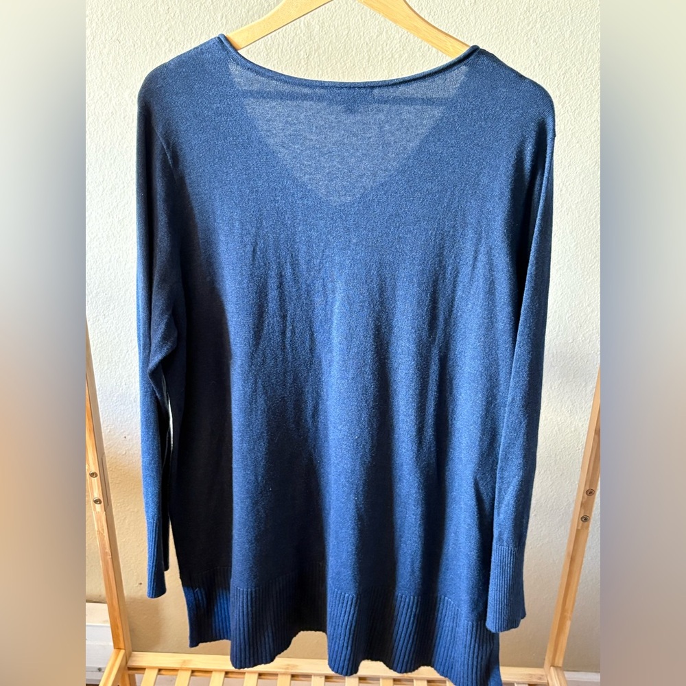 LOFT Outlet | Deep Blue V-Neck Sweater | Cotton Blend | XL - Picture 2 of 7